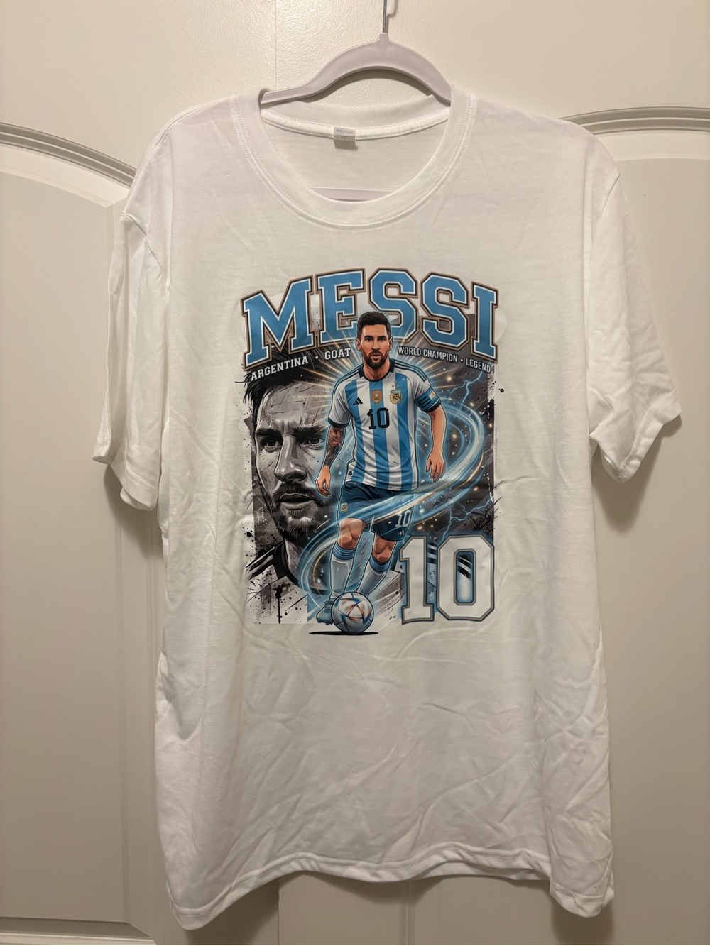 Brand new sizeXL Messi Argentina Graphic Tee - White/Blue Soccer Shirt